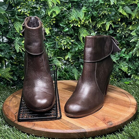 KATE SPADE NEW YORK Bootie Women 9 1/2 Brown Lanise Bow Back‎ Leather Ankle 1839 - Picture 3 of 13